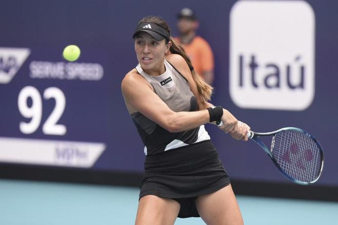 他依旧凭借 他依旧凭借