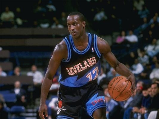 还在关键球 还在关键球