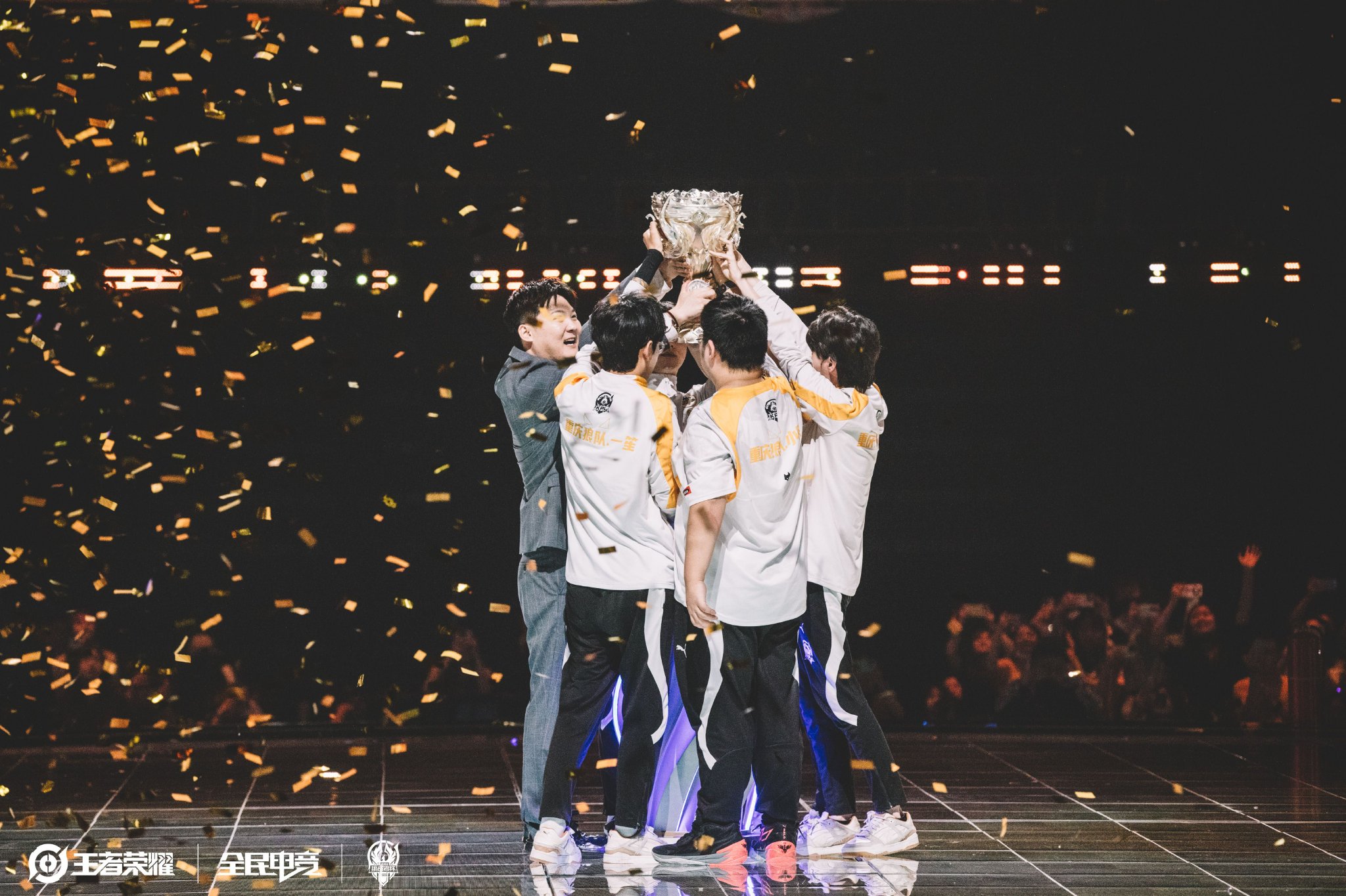 郑蕴和展现 郑蕴和展现