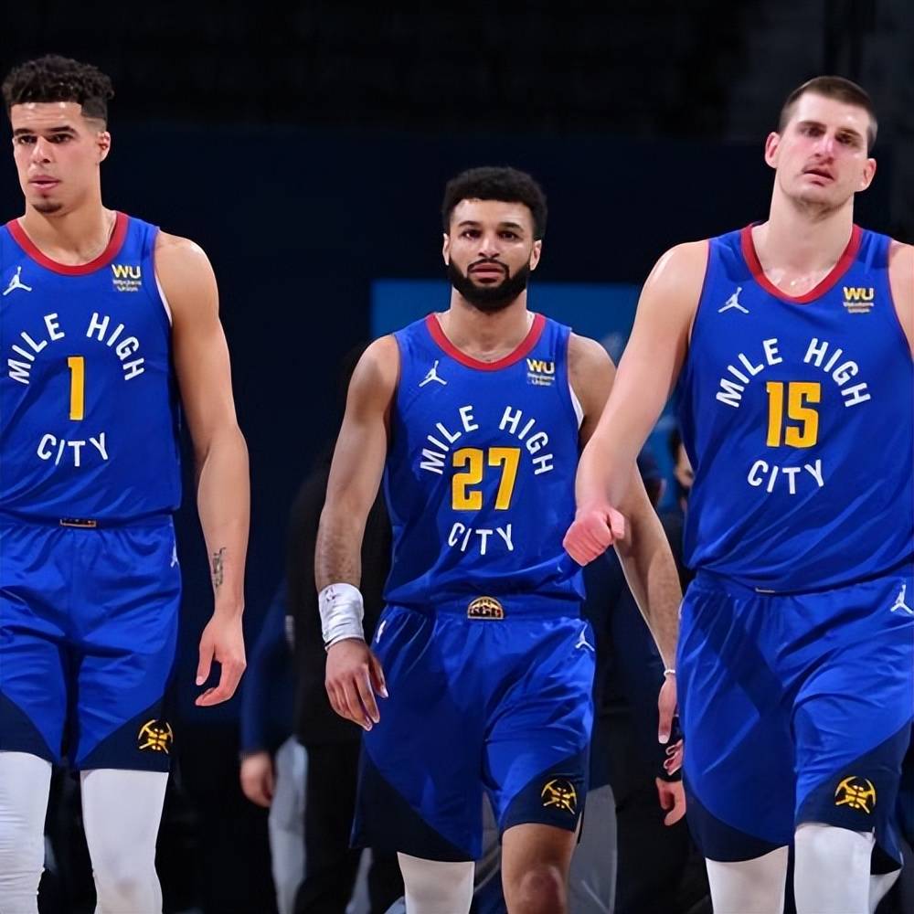 同花手更具 同花手更具